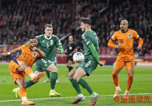 加克波传射西蒙斯破门 荷兰4-0立陶宛晋级世界杯